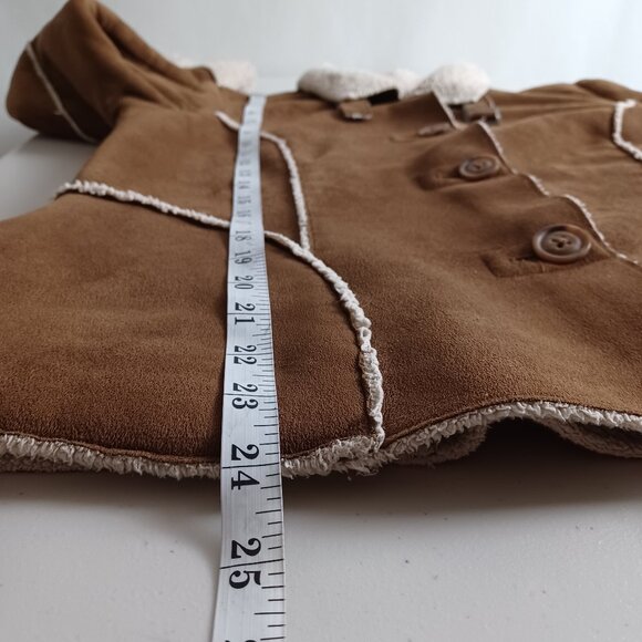 Old Navy Faux Shearling Jacket - Picture 14 of 16